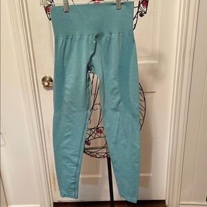 🏃‍♀️🏃‍♀️🏃‍♀️3 for 12$🏃‍♀️🏃‍♀️🏃‍♀️Ladies Athletic Pants—Size Medium